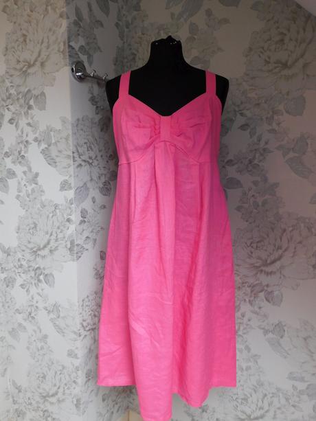 Kvalitne lanove šaty, 42