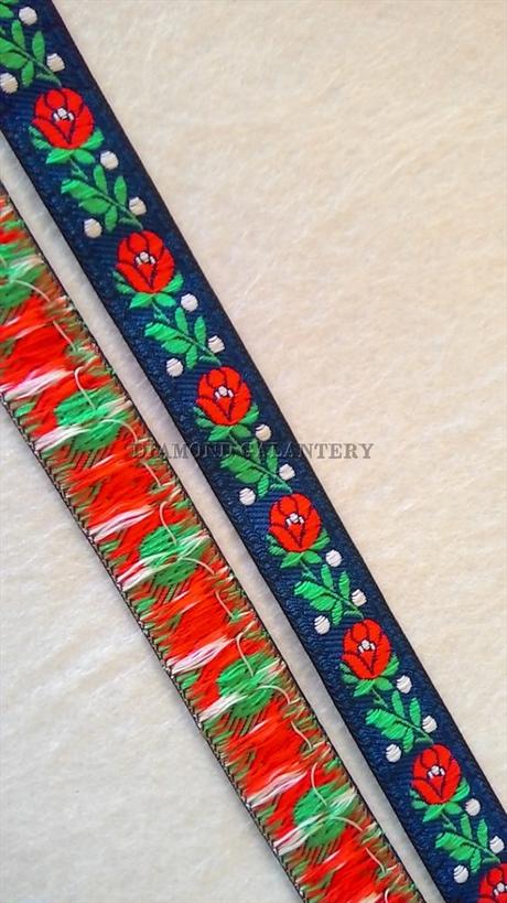 Krojová stuha 18 mm,