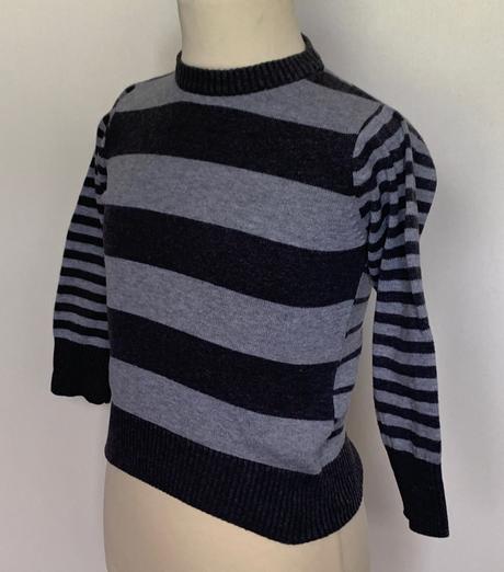 Chlapčenský sveter šedý, 104