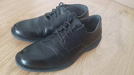 Pekné sviatočné topánky, 35