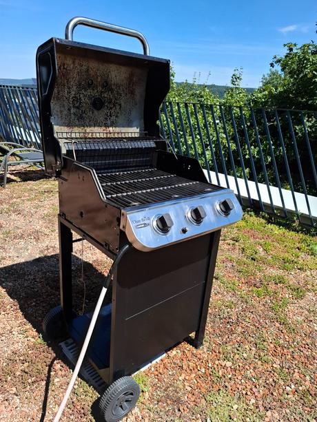 Plynový gril char-broil convective 310b,