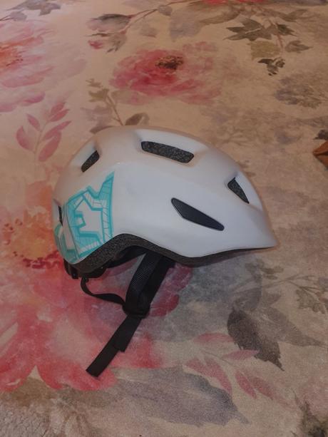 Prilba na bicykel top stav, xs