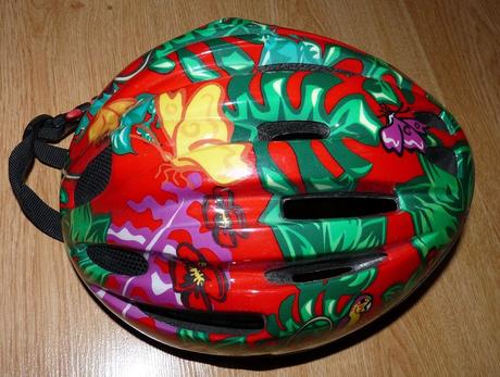 Kvetinkova prilba, s