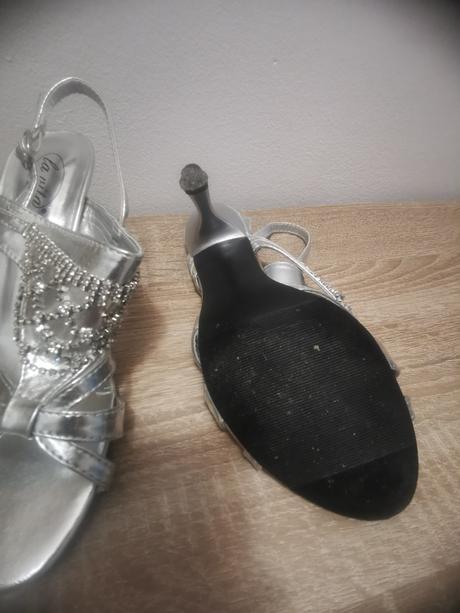 Topánky strieborné, 37