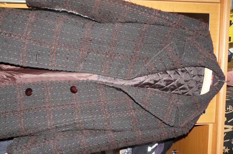 Kvalitný kabát, 38