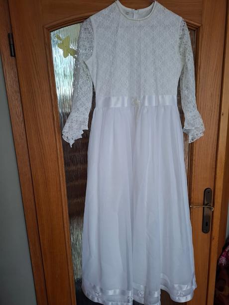 Šaty na 1sv. prijímanie, 152