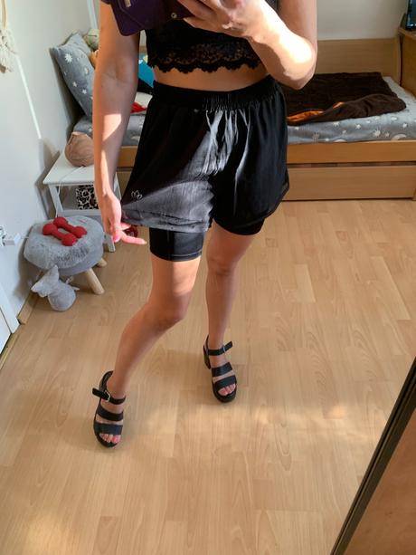 Dámske šortky, 38