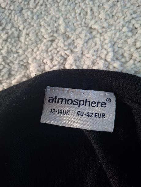 Zavynovaci sveter, atmosphere,l