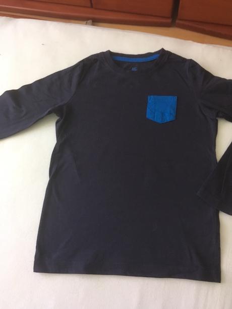 Tmavomodre bavlnené tricko, lupilu,110