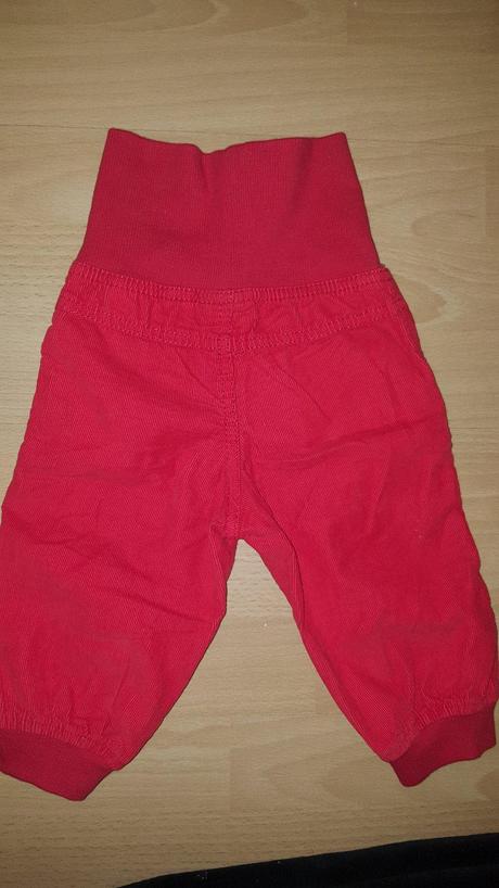 Červené menčestráčky č.68, lupilu,68