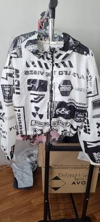 Bundicka-croptopova, bershka,xs