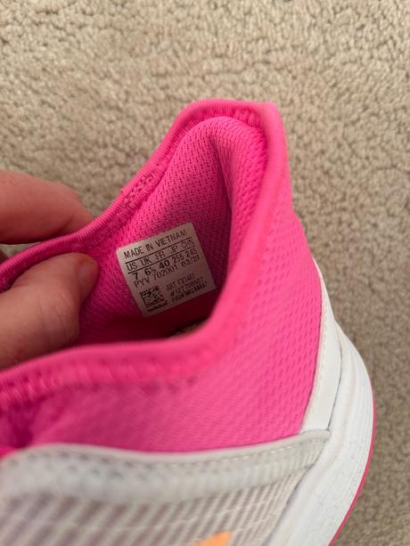 Sportove tenisky, adidas,40