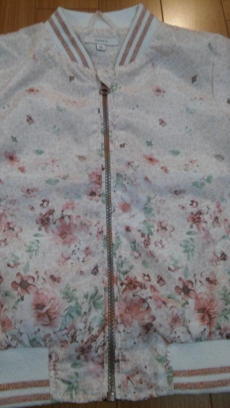 Kvetinová bomberka-top stav, name it,128