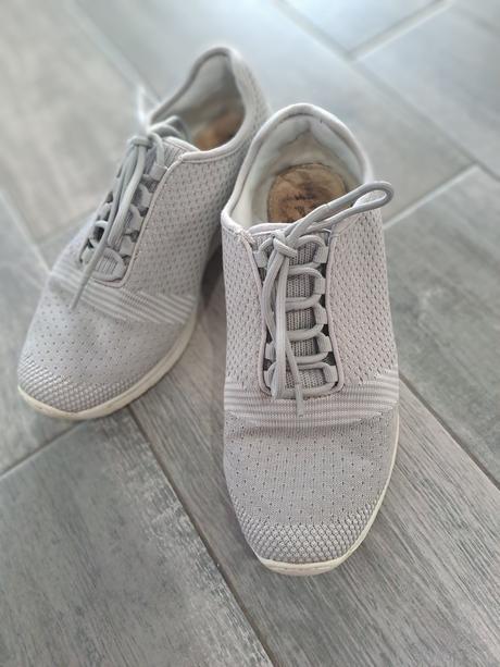 Tenisky na jogu ,tréning, vagabond,38