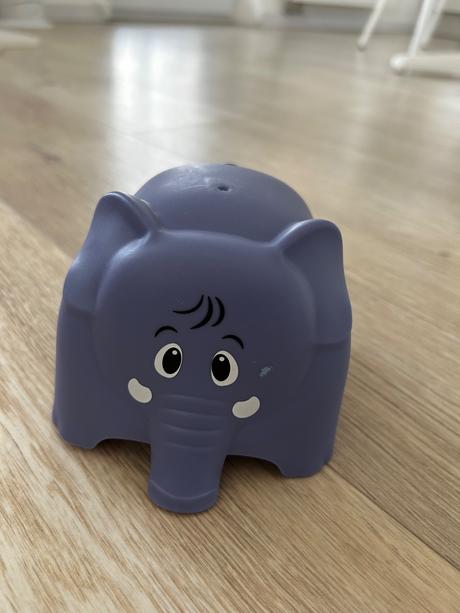 Pyramida/veza kubus zvierata (teddies), 