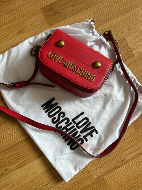 Kabelka, love moschino