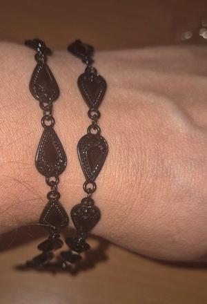 Čierny náramok - slzičky, 