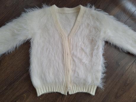 Huňatý svetrík, 140