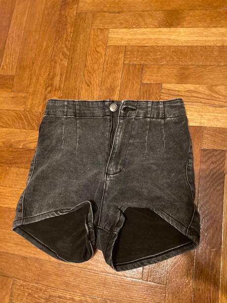 Sortky 36, bershka,36