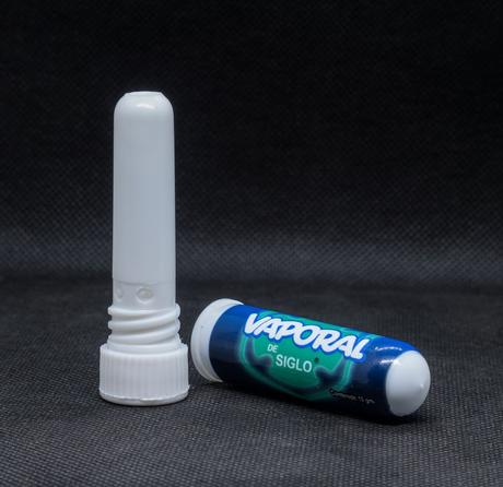 Mentolový nosný inhalátor, nádcha, bolesť hlavy,