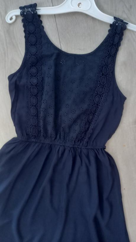 Dámske ľahké šaty cropp, m