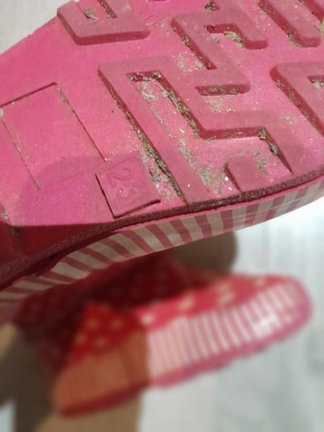 Predam gumáčiky, f&f,23