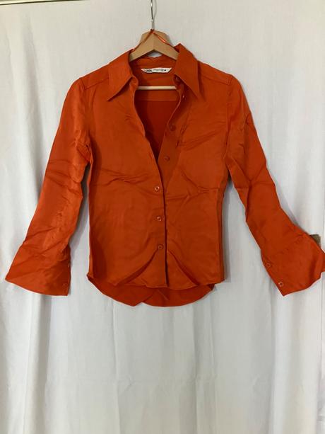 Y2k oranžová lesklá blúzka zara  romcom / carr, zara,xs