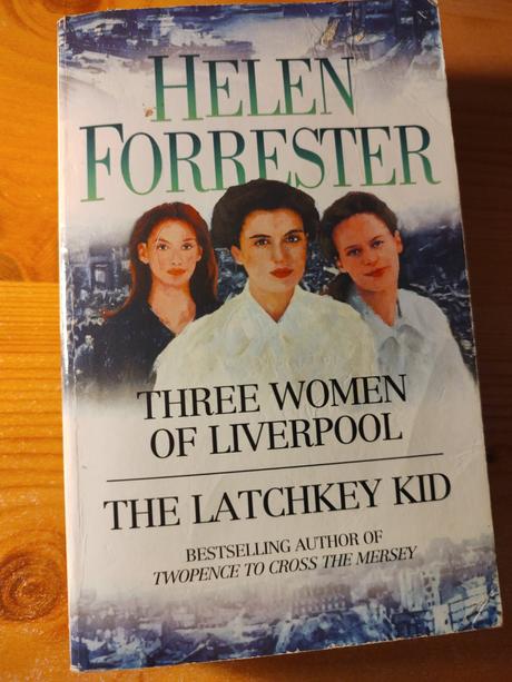 Kniha three women of liverpool, 