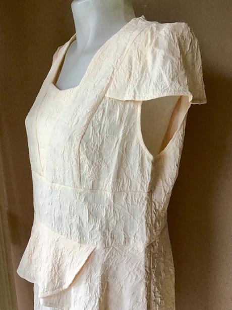 Krasne saty london/78, 44