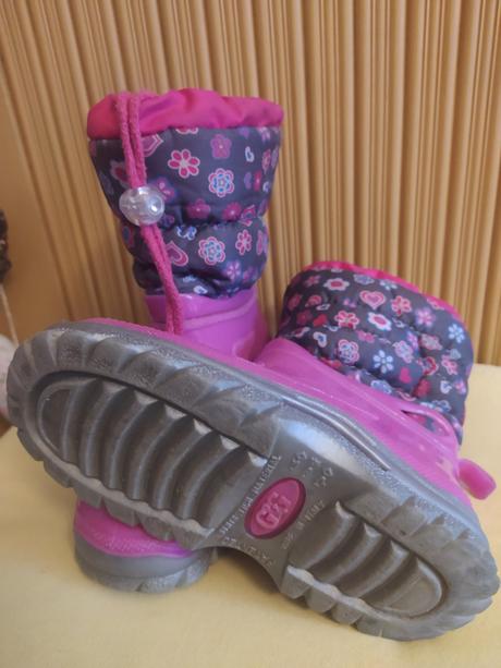 Baťa snehule, baťa,26