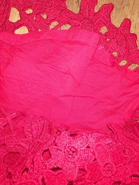 Krajkove šatky, 122