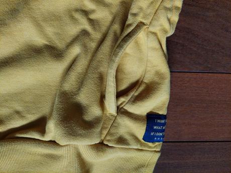 Horčicová mikina, 152