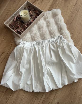 Biela balónová sukňa, l