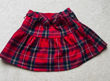 Vianočná suknička, 98