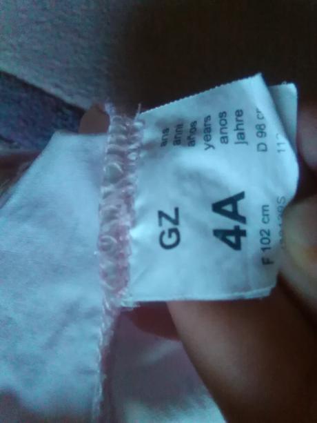 Suknička pre princeznú, 98