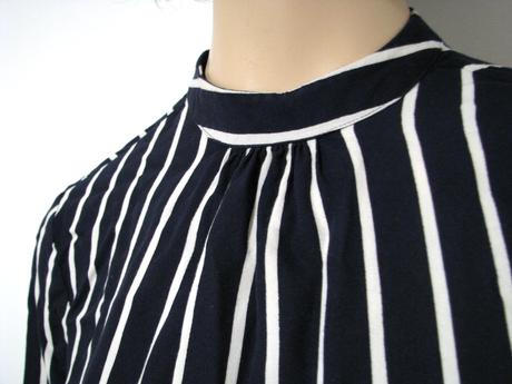 Tmavomodrá pruhovaná blúzka, vero moda,m