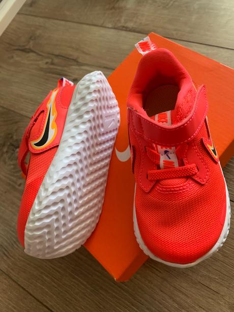 Tenisky, nike,22
