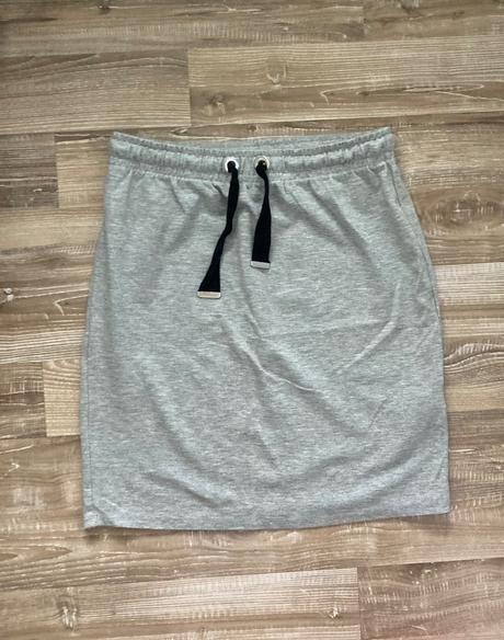 Reserved tepláková sukňa, reserved,38