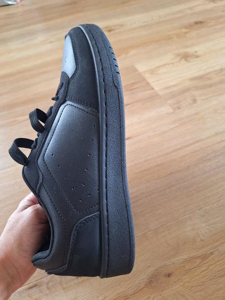 Nové tenisky, deichmann,40