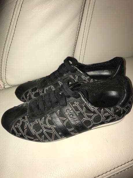 Topsnky calvin klein, 37