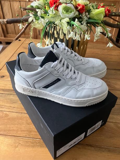 Kožené tenisky valentino, 38
