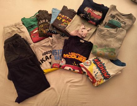 Balík oblečenia pre chlapcov, 122–134