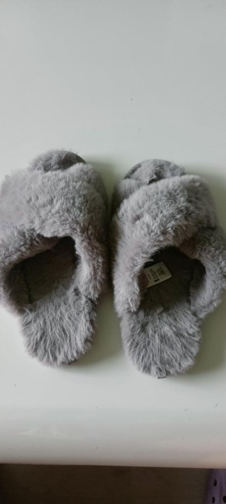 Dámske huňaté papuče, 38