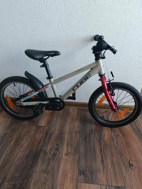 Detský bicykel cube cubie 160., 16