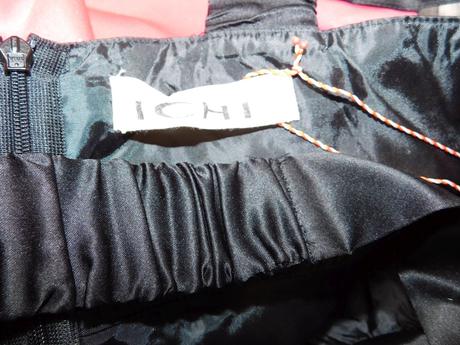 Velmi pekne saty na slavnost, 38 / m