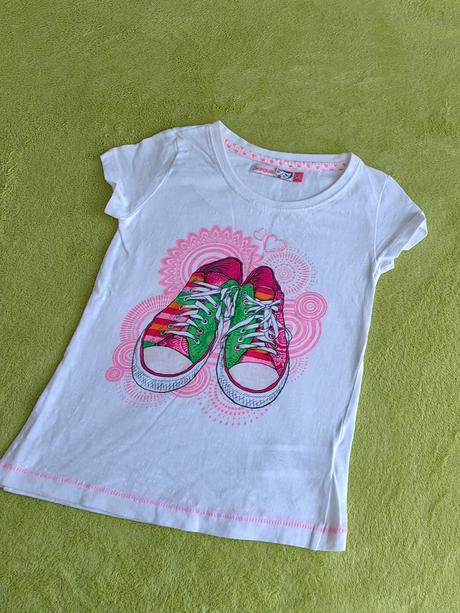 Raz oblečené tričko desigual, top stav, desigual,110