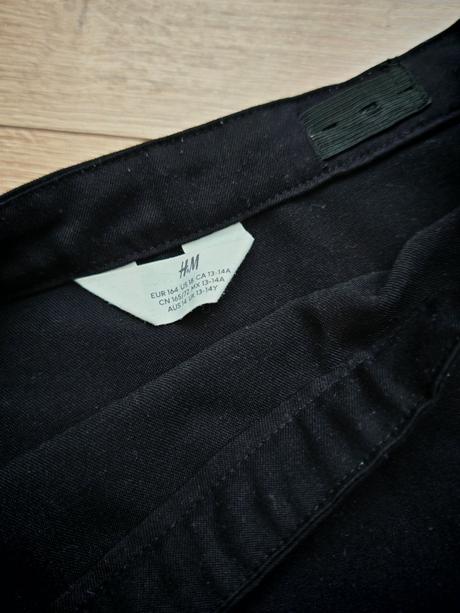 Krásna predkladaná sukňa, h&m,164