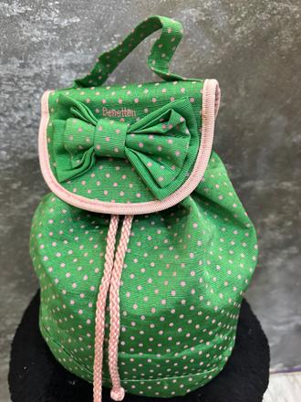 Kabelka-ruksak benetton, benetton