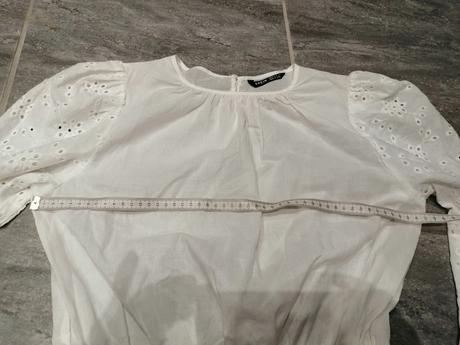 Madeirové maslovobiele šaty vm, podšívka na sukni, zara,m