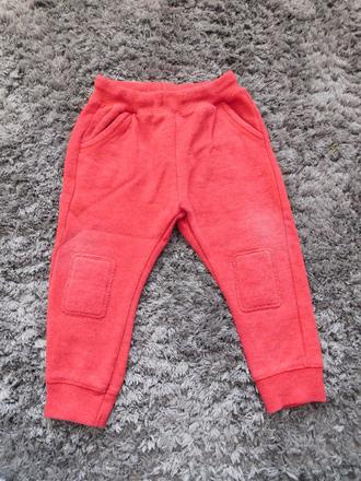 Tepláky č.92, zara,92